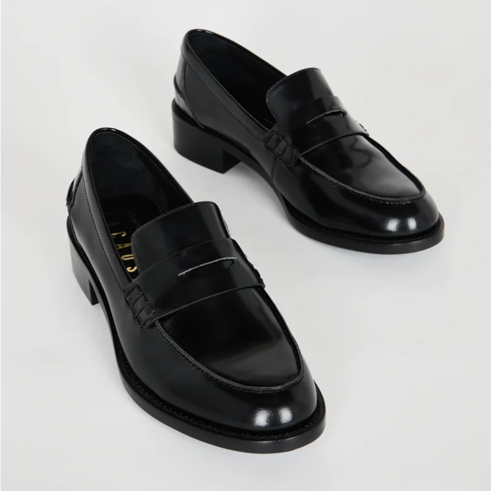 Intentionally Blank x LACAUSA Black Neighbor Loafer